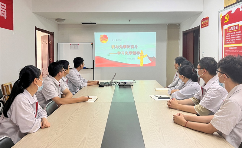 5EE65B08D2EAF2BCC087512EEEC_836BECF1_D1362