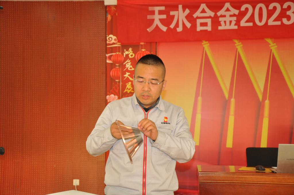 4952CA2163964D7F6F2B40C296A_9FA8B88A_1106E